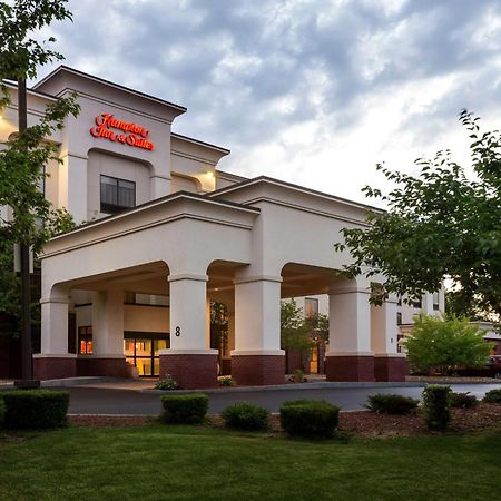 Hampton Inn & Suites By Hilton Manchester Bedford Exteriör bild