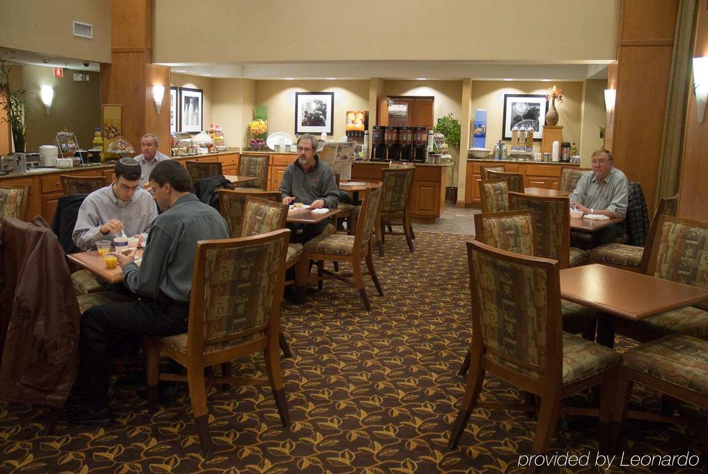 Hampton Inn & Suites By Hilton Manchester Bedford Restaurang bild