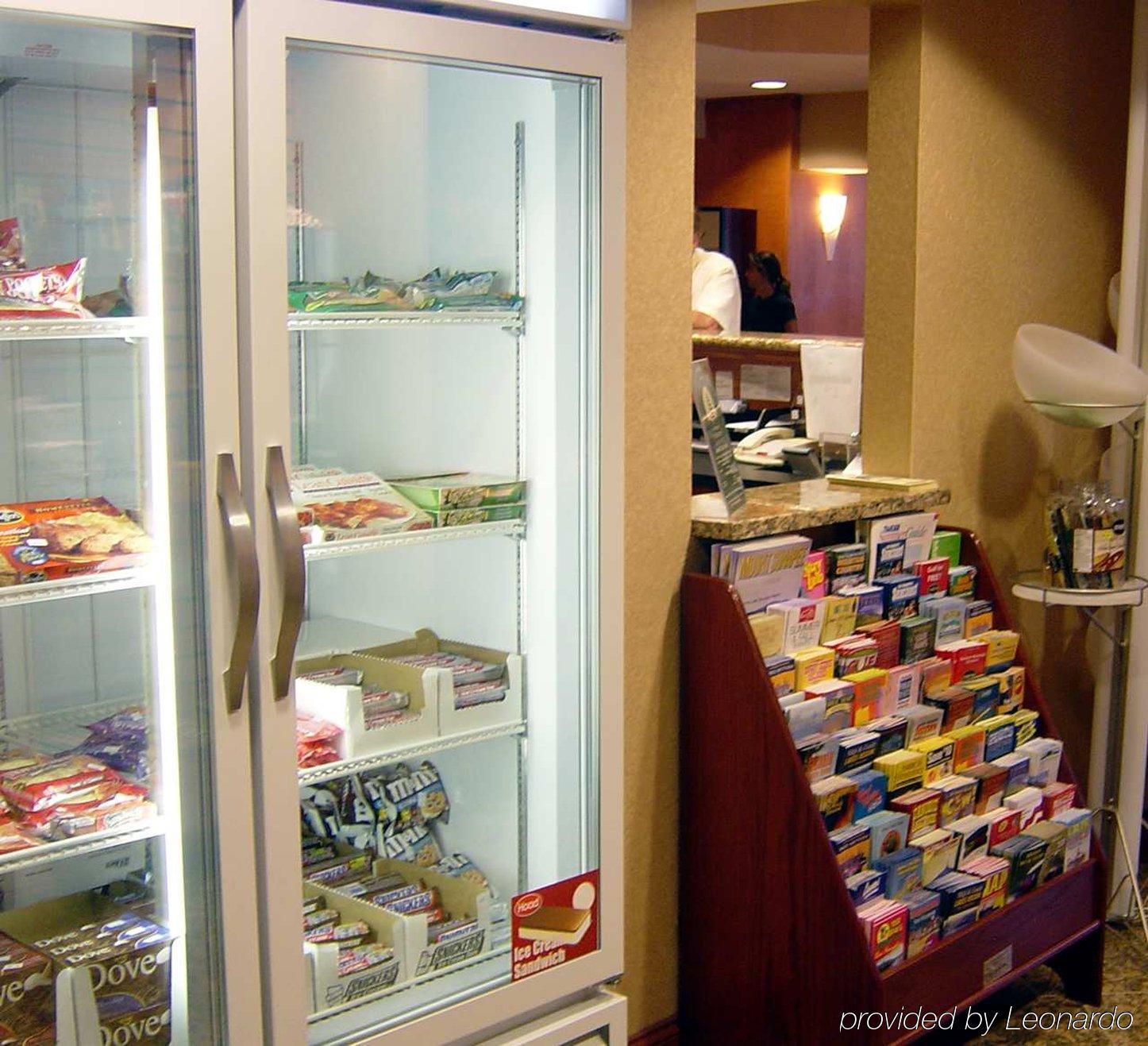 Hampton Inn & Suites By Hilton Manchester Bedford Bekvämligheter bild